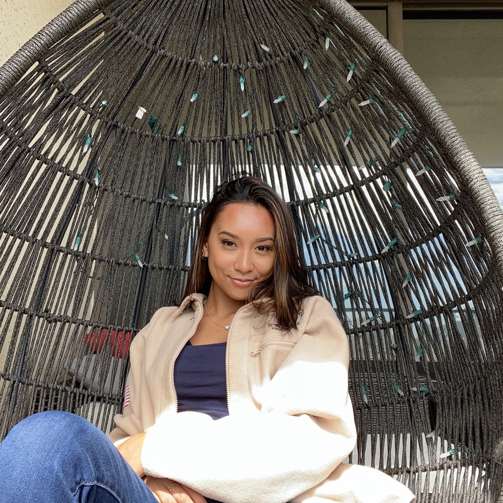 Meet your Posher, Raynn